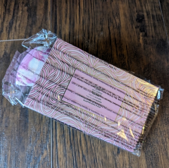 Ulta Beauty Collection 8 Piece Makeup Gift Set With Silver Bag. NWT - Picture 7 of 8